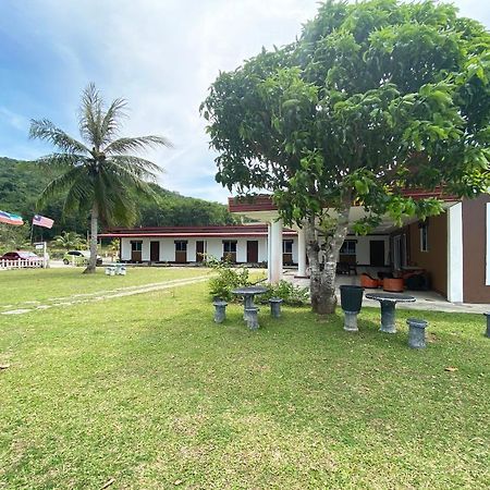 Oyo 90317 Ambong Bay Resthouse Hotel Kota Kinabalu Exterior photo