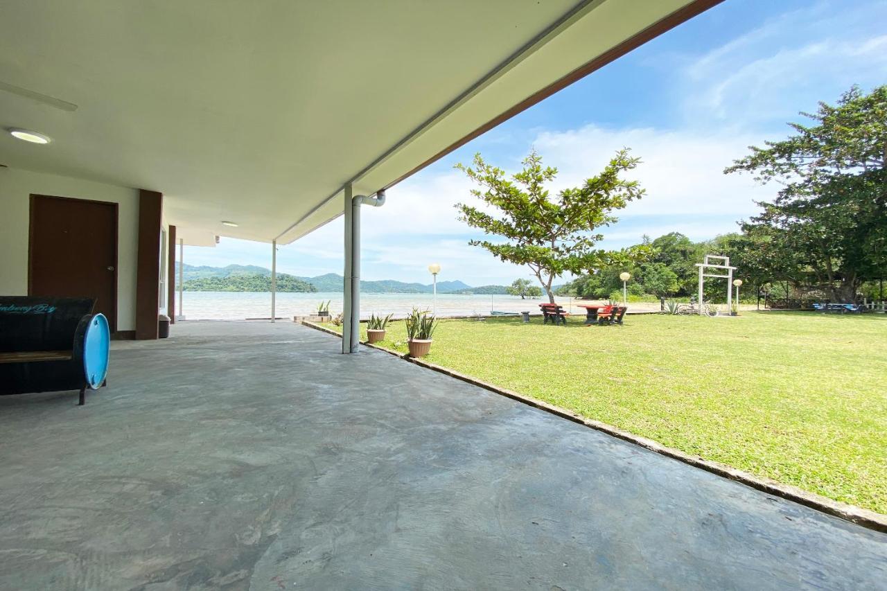Oyo 90317 Ambong Bay Resthouse Hotel Kota Kinabalu Exterior photo