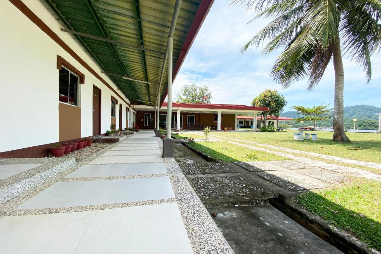Oyo 90317 Ambong Bay Resthouse Hotel Kota Kinabalu Exterior photo